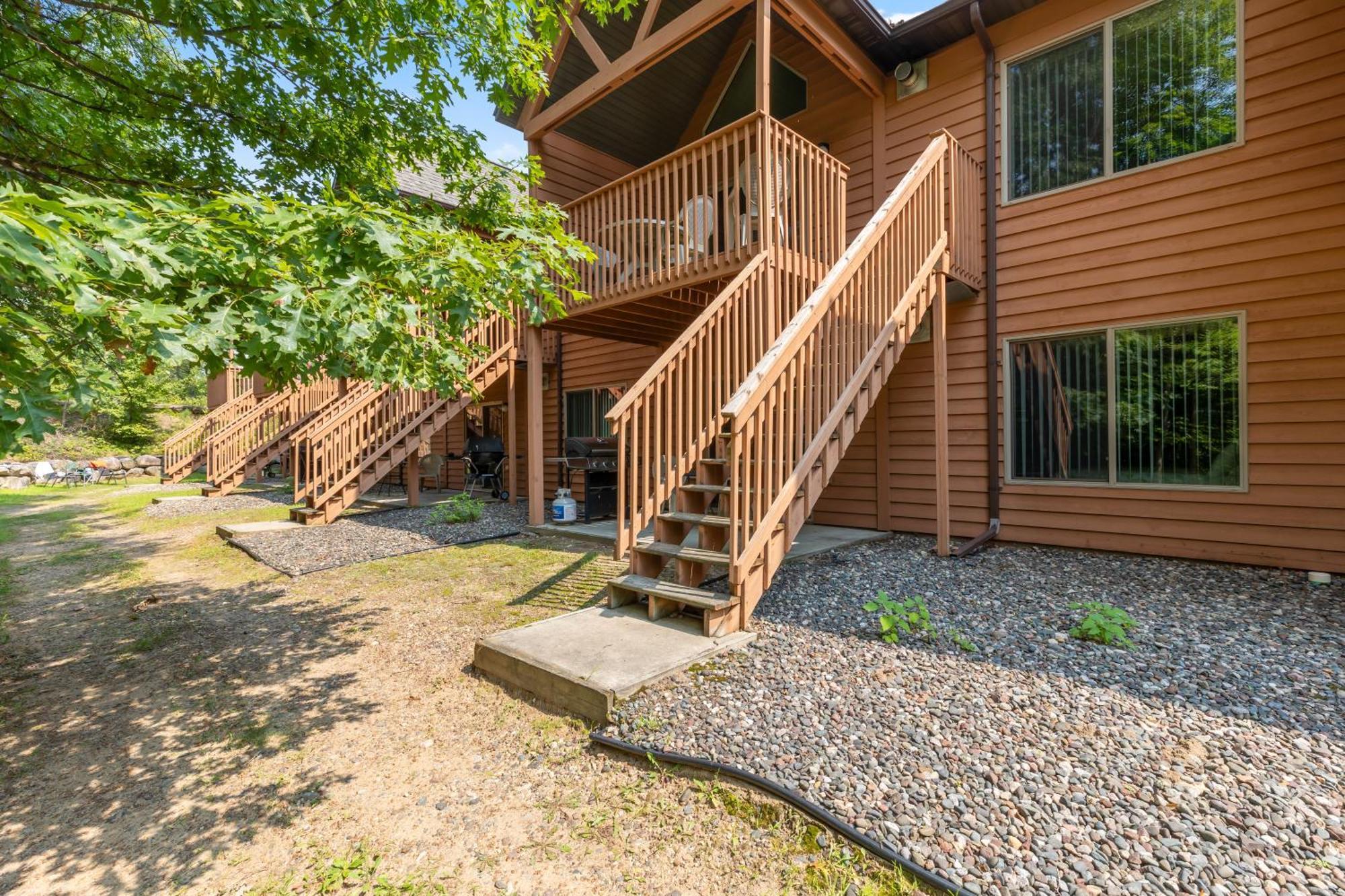 Causeway On Gull Resort Lake Shore Exterior foto